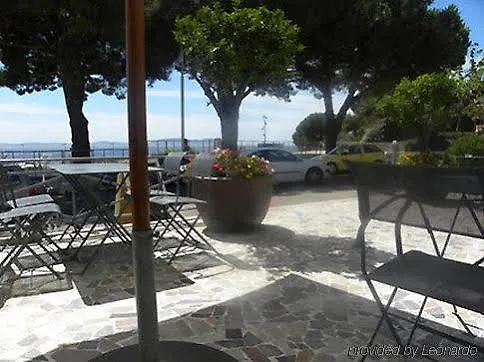 Hotel Le Richiardi Carqueiranne