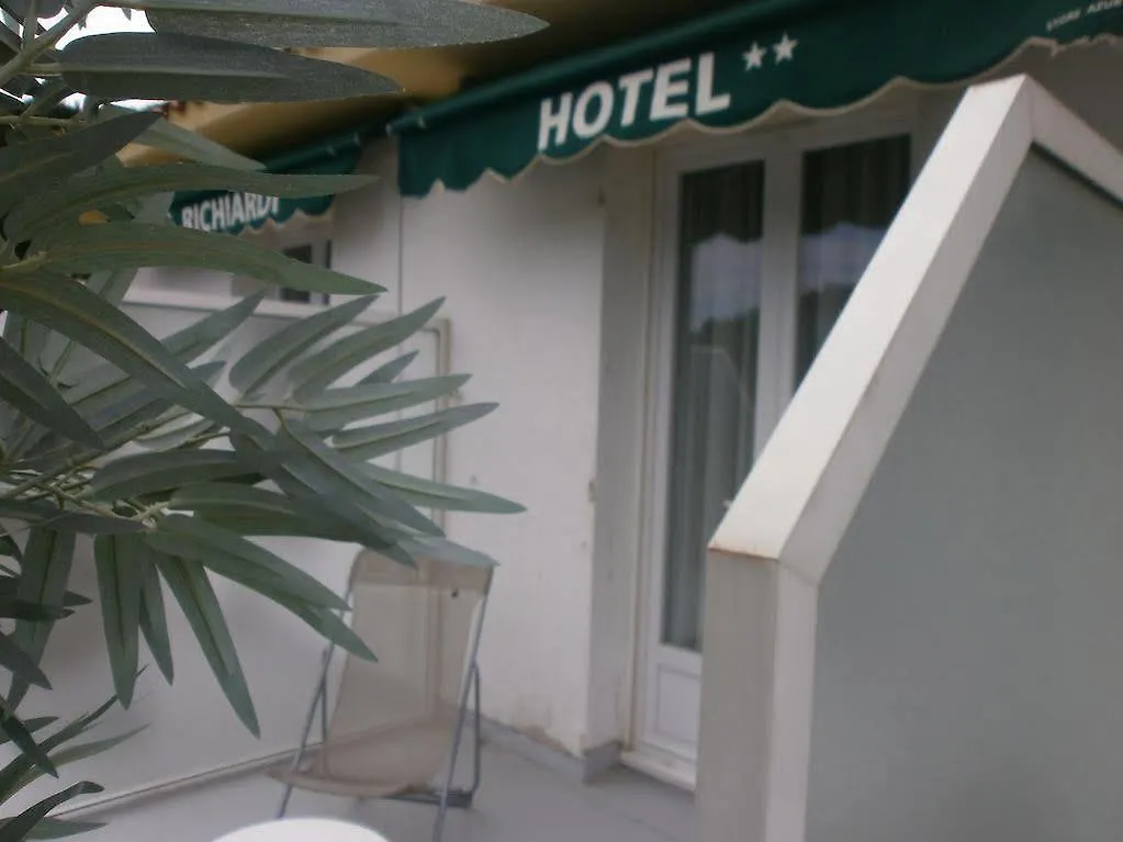 Hotel Le Richiardi Carqueiranne