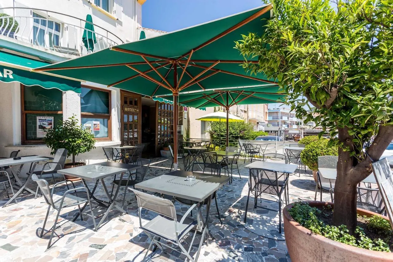 Hotel Le Richiardi Carqueiranne 2*,  France